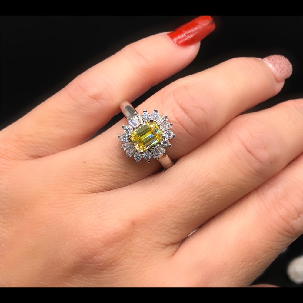 1ct yellow moissanite ring with Certificate